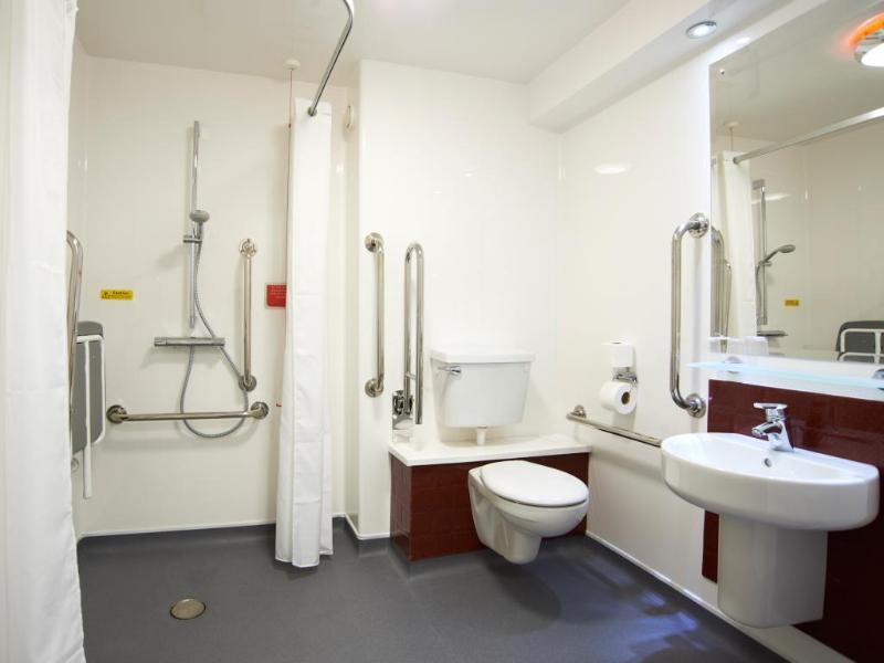 Travelodge Wadebridge Buitenkant foto