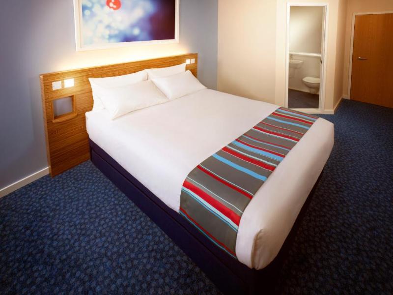 Travelodge Wadebridge Buitenkant foto