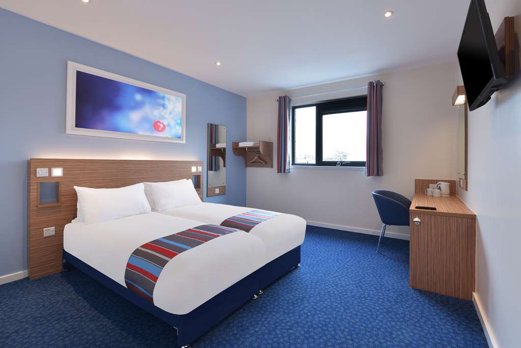 Travelodge Wadebridge Kamer foto
